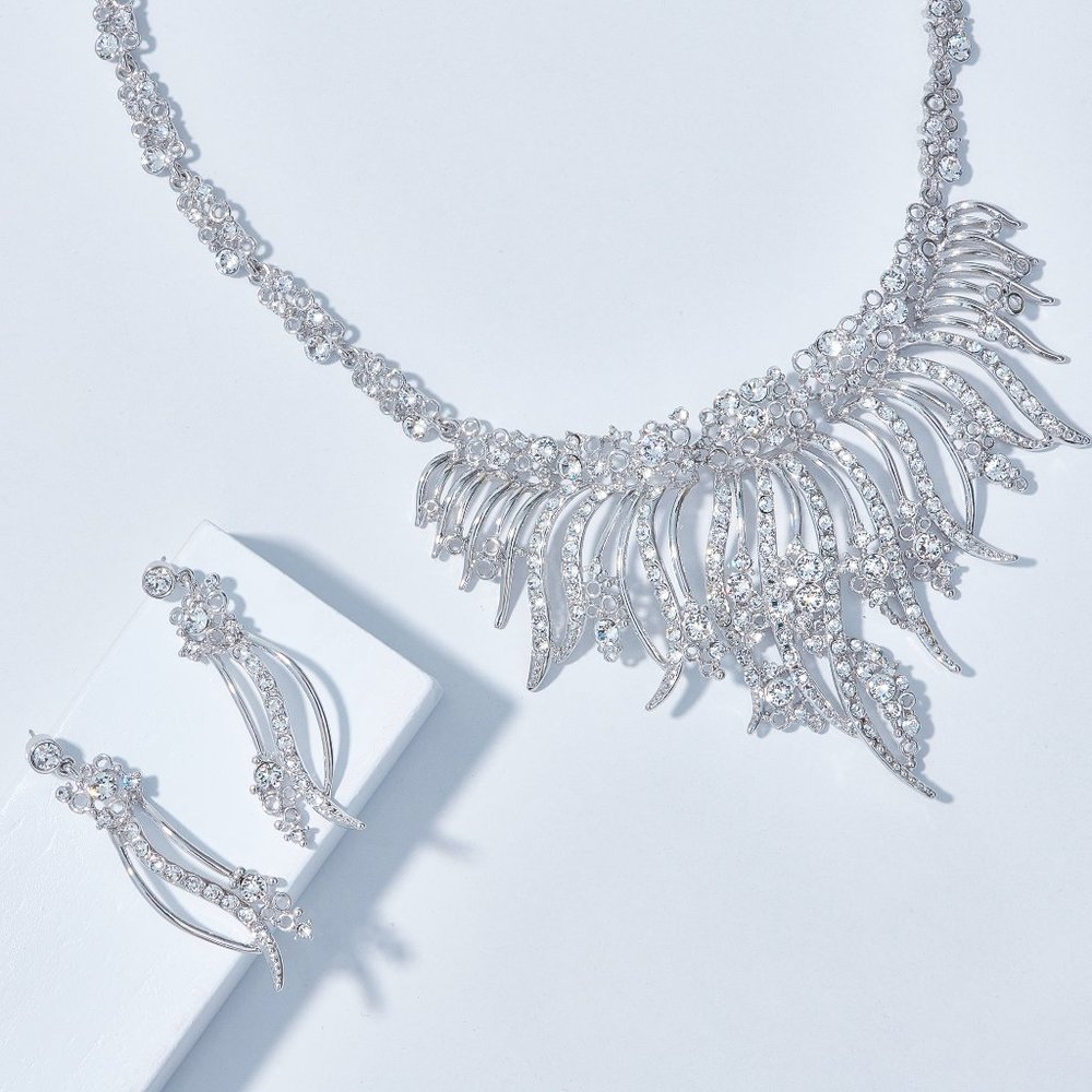 Swarovski Crystal Statement Necklace Earrings Set - image 2